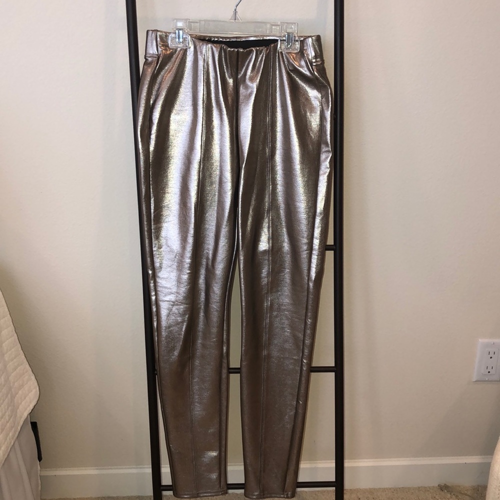 NWOT Metallic Ankle Leggings